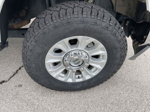 Used 2021 Ford F250 XLT w/ XLT Value Package AWD/4WD image 33