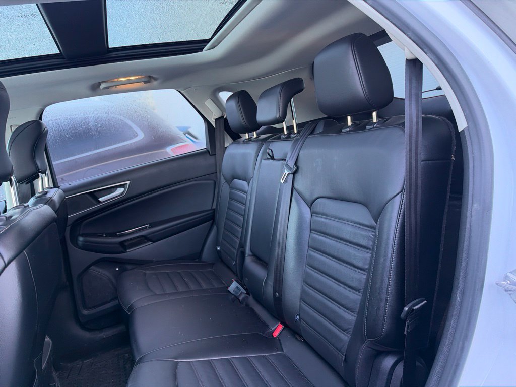 Used 2015 Ford Edge SEL w/ Equipment Group 201A AWD/4WD image 20