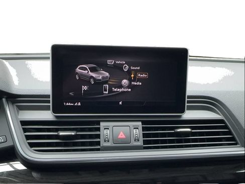 Used 2018 Audi Q5 2.0T Premium AWD/4WD image 48