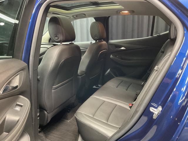 Used 2023 Buick Encore GX Essence w/ Experience Buick Package FWD image 8
