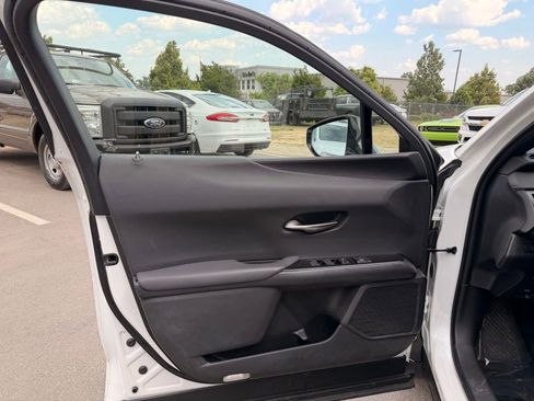 Used 2020 Lexus UX 250h w/ Premium Package AWD/4WD image 16