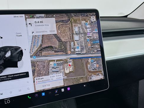 Used 2022 Tesla Model Y Long Range AWD/4WD image 21