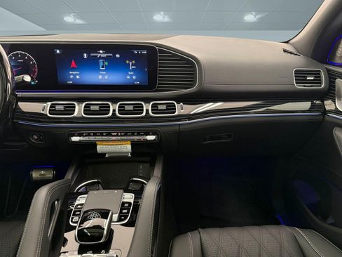 New 2026 Mercedes-Benz Maybach GLS 600 4MATIC image 28