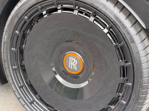 Used 2024 Rolls-Royce Spectre w/ Spectre Launch Package image 19