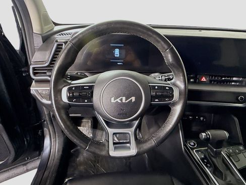 Used 2023 Kia Sportage EX image 13