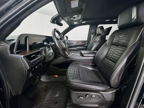 Used 2024 Cadillac Escalade ESV Premium Luxury Platinum AWD/4WD image 22