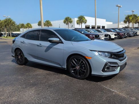Used 2021 Honda Civic Sport image 2