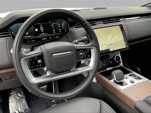 Used 2023 Land Rover Range Rover SE AWD/4WD image 17