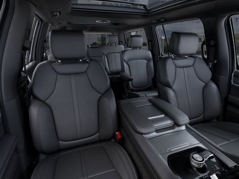 New 2026 Jeep Grand Wagoneer 4WD image 16