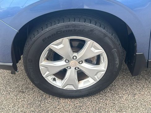 Used 2015 Subaru Forester 2.5i Limited image 39