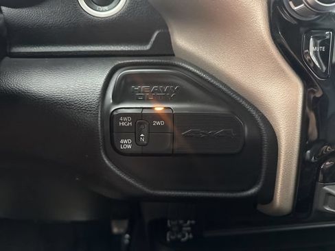 Used 2024 RAM 2500 Laramie AWD/4WD image 41