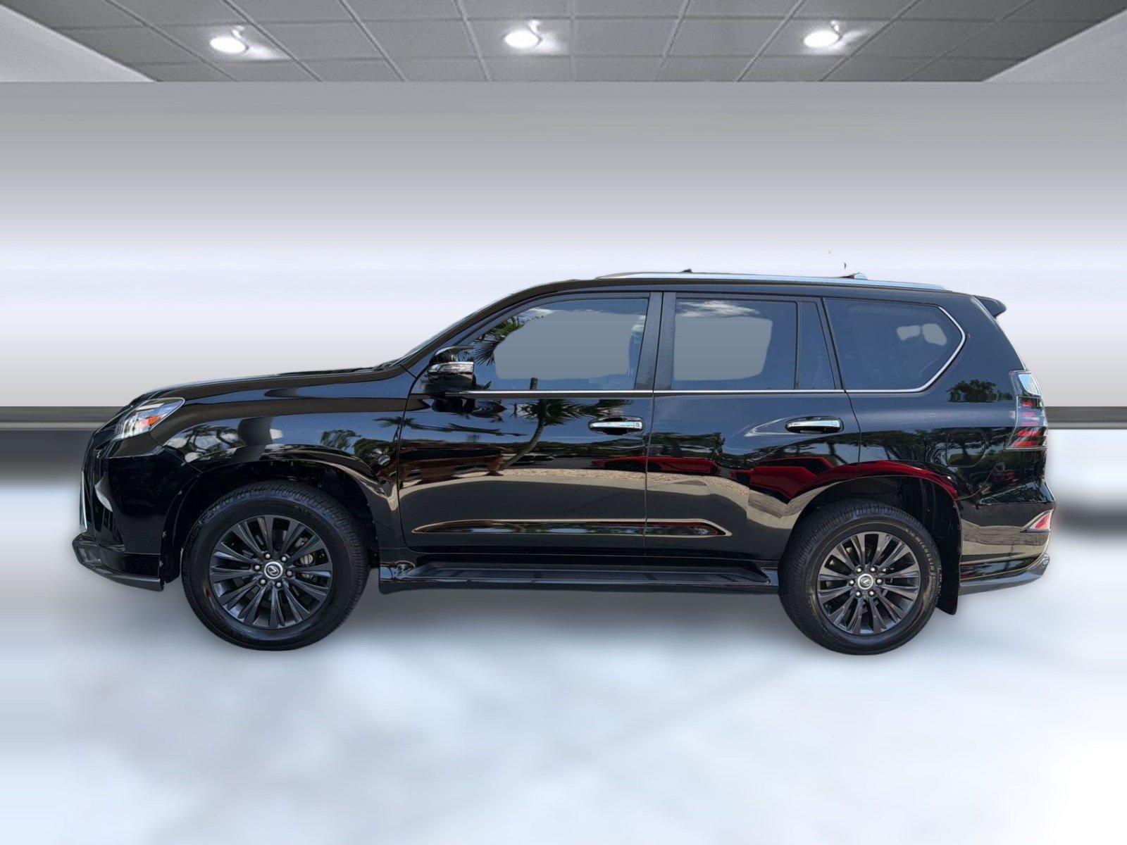 Used 2023 Lexus GX 460 Luxury w/ Sport Design Package AWD/4WD image 2