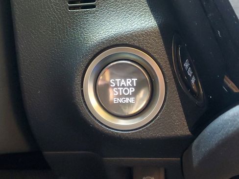 Certified 2022 Lexus ES 350 w/ Premium Package image 31