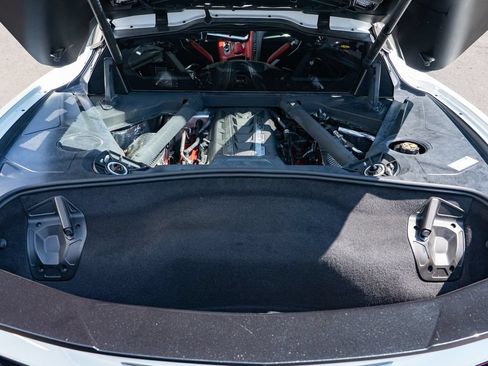 Used 2022 Chevrolet Corvette Stingray Preferred Cpe w/ Z51 Performance Package RWD image 8