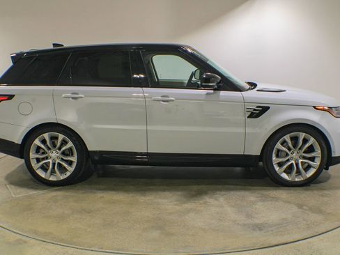 Used 2020 Land Rover Range Rover Sport HSE image 6