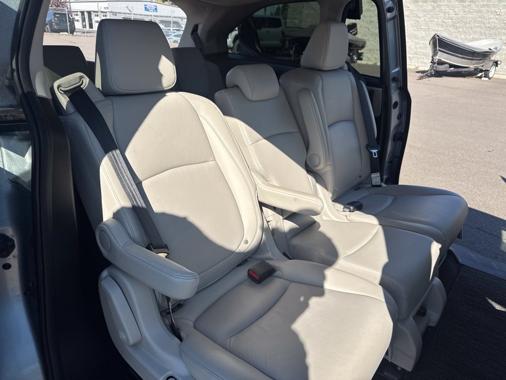 Used 2025 Honda Odyssey EX-L image 15