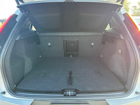 Certified 2023 Volvo XC40 Recharge Ultimate image 14