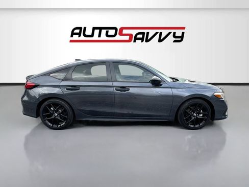 Used 2025 Honda Civic Sport image 8