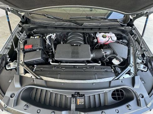 New 2025 Chevrolet Suburban Premier image 65