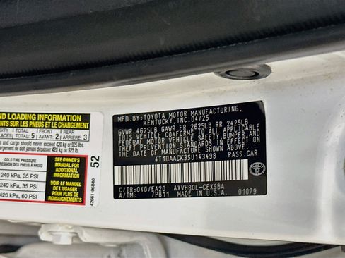 Used 2025 Toyota Camry SE FWD image 12