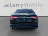 Used 2013 Jaguar XF image 4