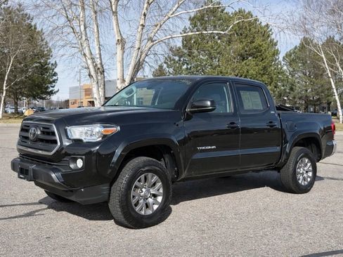 Used 2019 Toyota Tacoma SR5 image 25