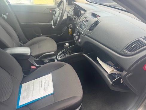 Used 2012 Kia Forte EX w/ Fuel Economy Pkg image 23