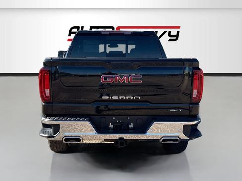 Used 2025 GMC Sierra 1500 SLT w/ SLT Premium Plus Package AWD/4WD image 6