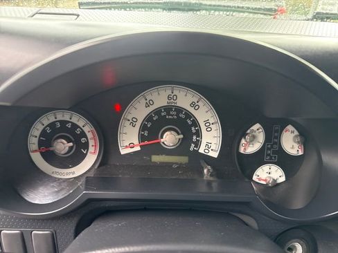 Used 2008 Toyota FJ Cruiser 4WD image 23