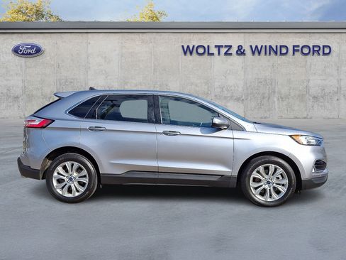 Used 2022 Ford Edge Titanium image 7