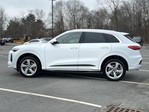 Used 2025 Audi Q5 Premium Plus image 3
