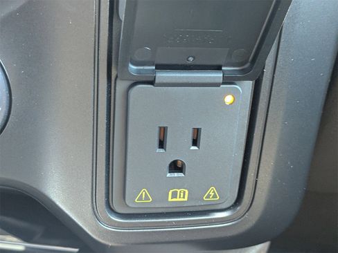 New 2025 Ford F250 King Ranch image 25