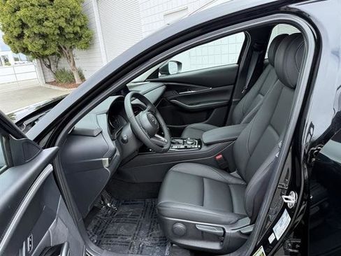 New 2025 MAZDA CX-30 AWD 2.5 S w/ Select Sport Pkg image 15