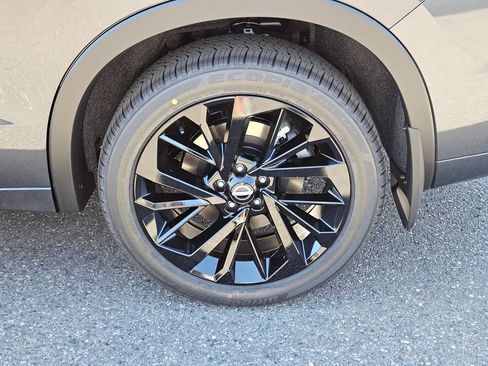 New 2026 Nissan Rogue Platinum AWD/4WD image 9