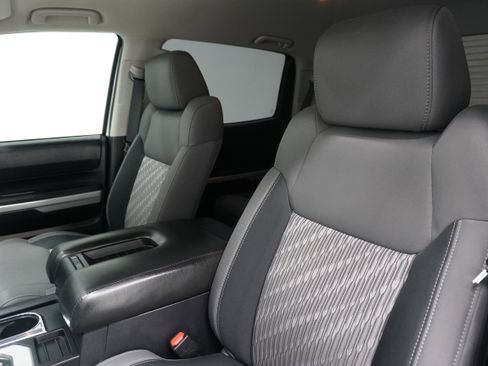 Used 2021 Toyota Tundra SR5 RWD image 12