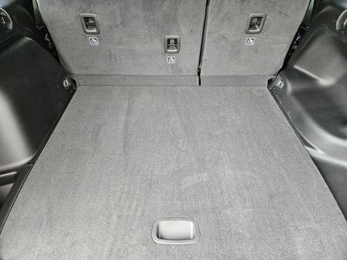 New 2026 Jeep Grand Cherokee Laredo RWD image 27