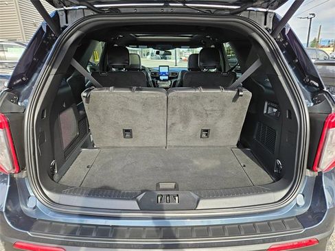 Used 2023 Ford Explorer ST w/ Equipment Group 401A image 10