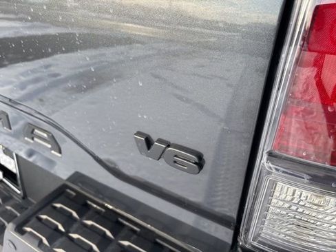 Used 2023 Toyota Tacoma TRD Off-Road image 11