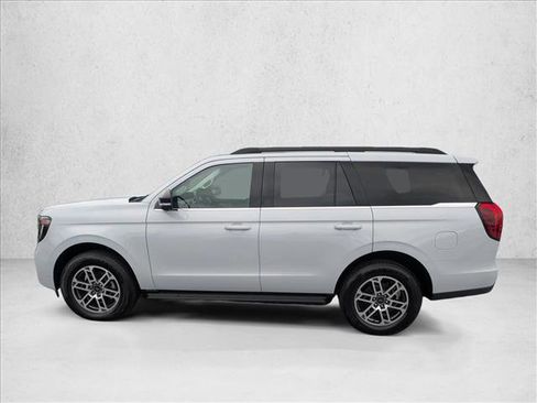 New 2025 Ford Expedition Active image 5