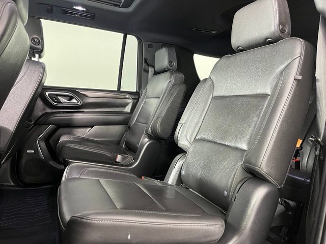 Used 2023 Chevrolet Suburban Z71 AWD/4WD image 38