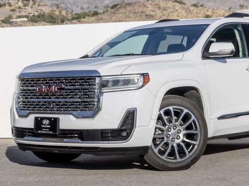 Used 2021 GMC Acadia Denali w/ Denali Ultimate Package AWD/4WD image 2