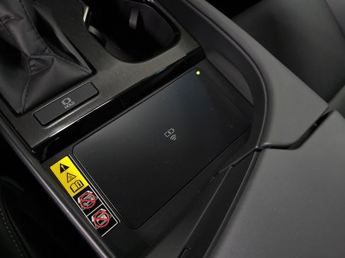 Certified 2024 Lexus ES 350 w/ Premium Package image 28