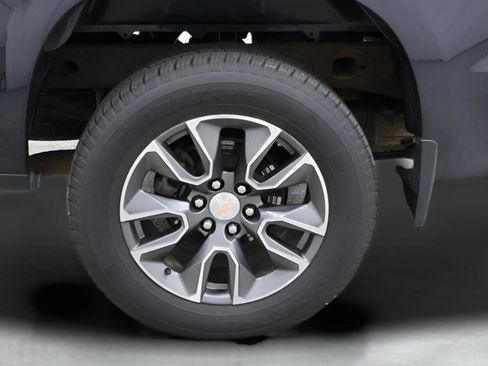 Used 2024 Chevrolet Silverado 1500 LT image 27