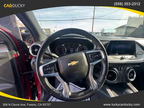Used 2019 Chevrolet Blazer LT image 12