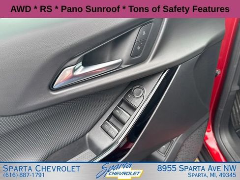 Used 2026 Chevrolet Equinox RS AWD/4WD image 12