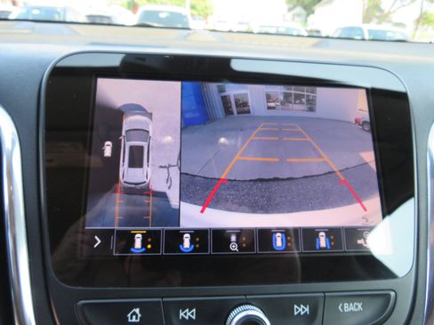 Used 2019 Chevrolet Equinox Premier AWD/4WD image 7