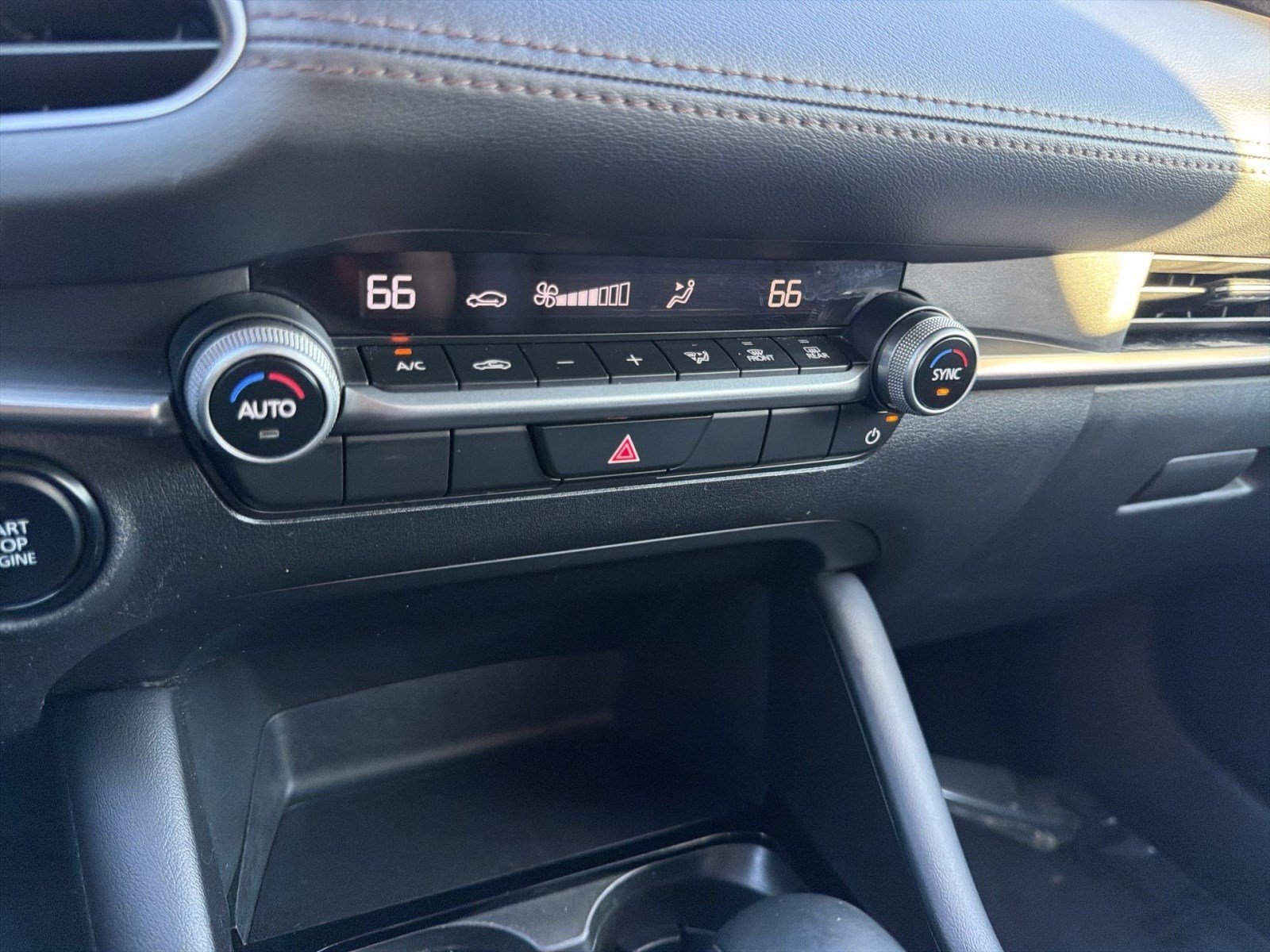 Used 2024 MAZDA MAZDA3 s FWD image 19
