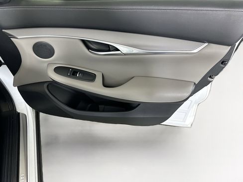 Used 2023 INFINITI QX50 Luxe image 31
