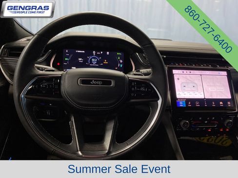 Used 2023 Jeep Grand Cherokee Overland AWD/4WD image 21