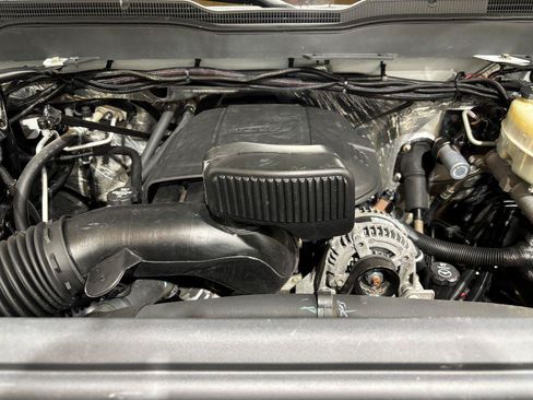 Used 2016 Chevrolet Silverado 3500 W/T AWD/4WD image 24
